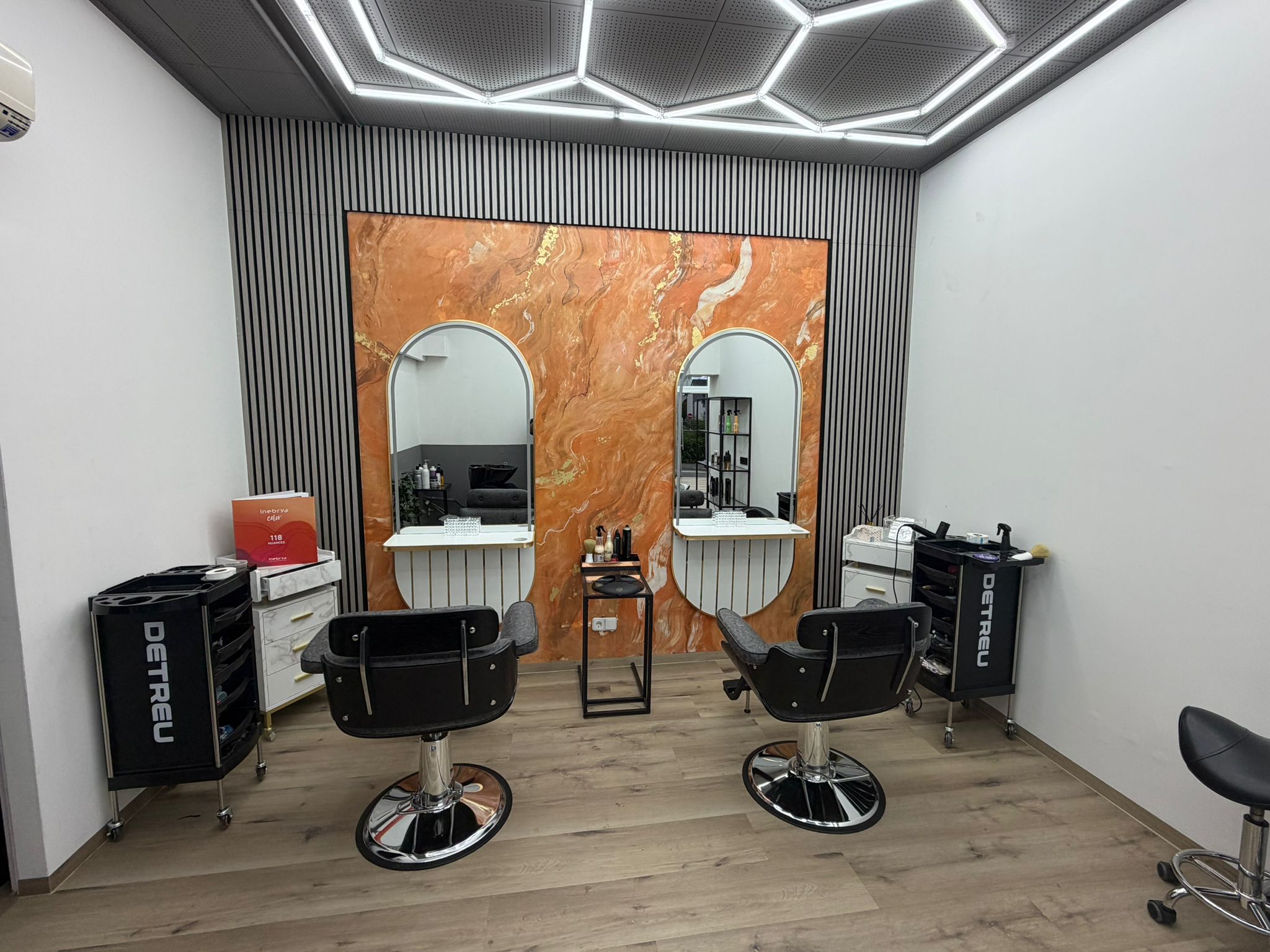 Bruckfriseur Salon